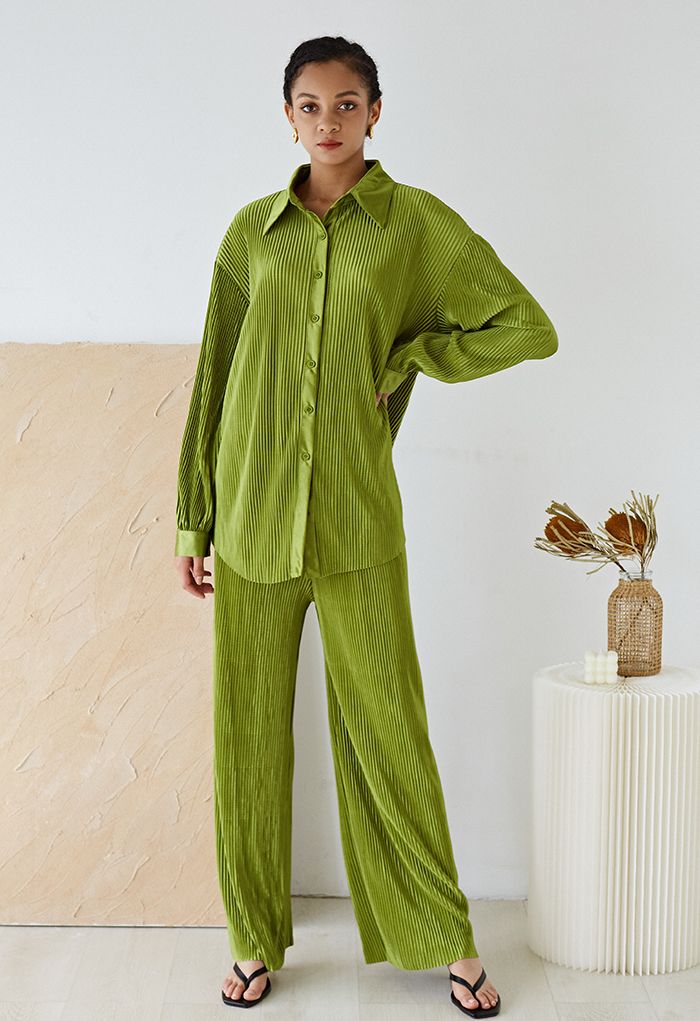 Full Pleated Plisse Shirt and Pants Set in Moss Green