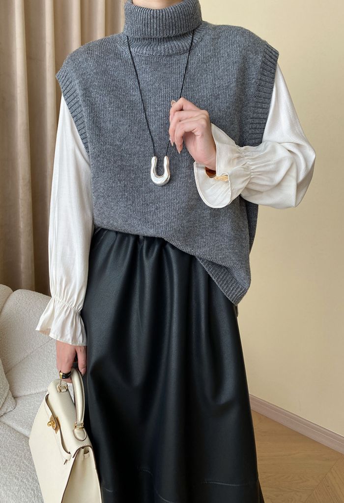 Solid Turtleneck Knit Vest in Smoke