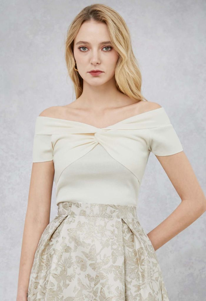 Twisted Off-Shoulder Short Sleeve Cropped Knit Top in Cream