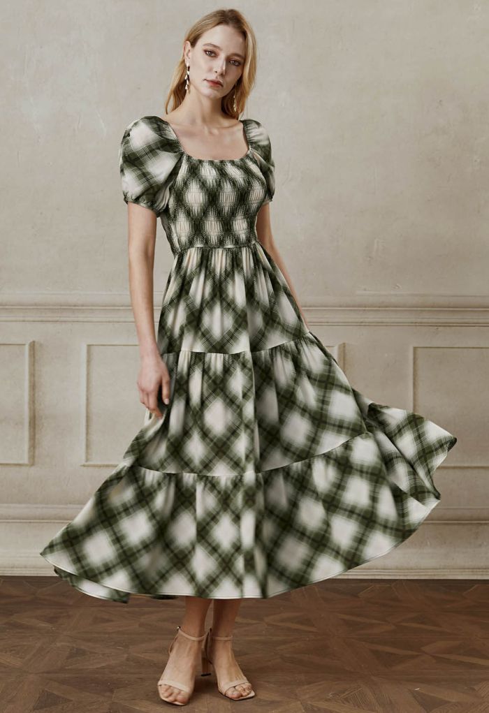 Green Diamond Printed Bubble Short Sleeve Frilling Dress