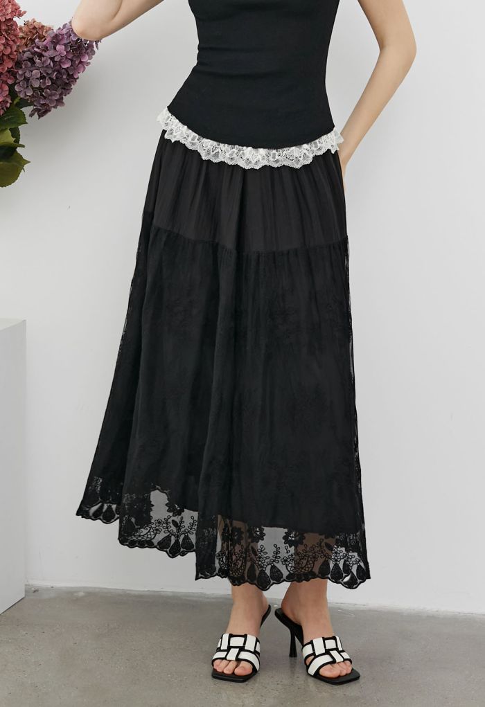 Floral Lace Spliced Elastic Waist Midi Skirt in Black