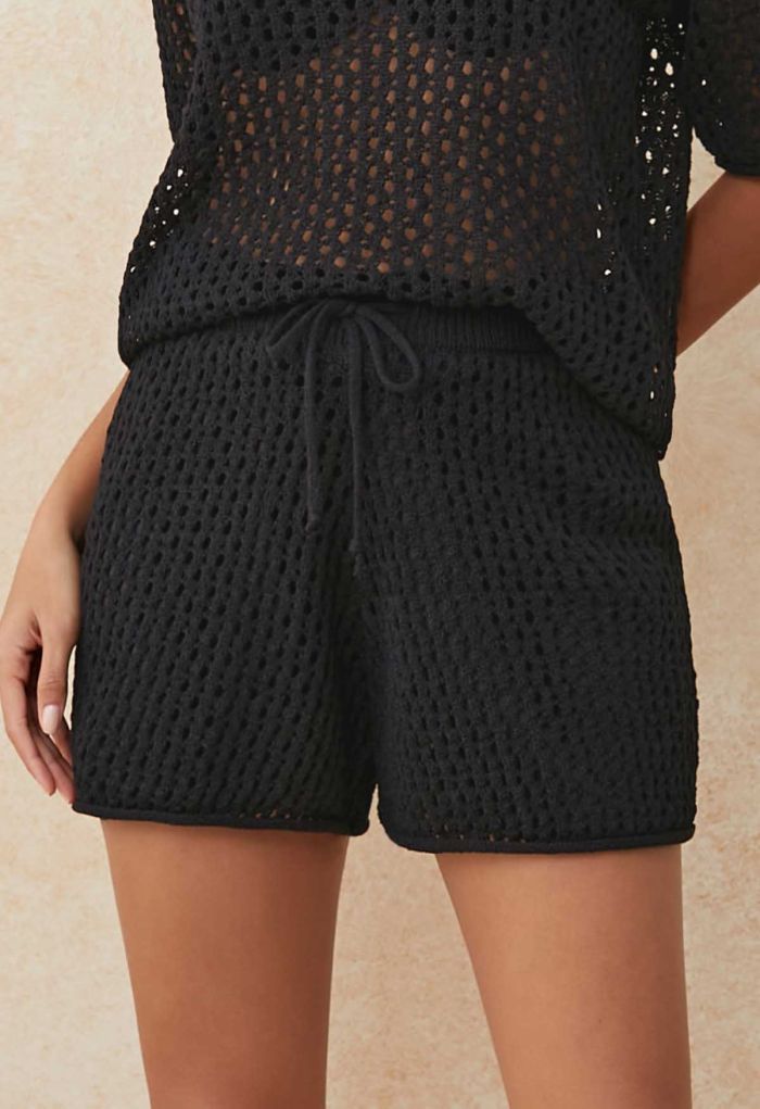 Hollow Out Tie-String Rolled Knit Shorts in Black