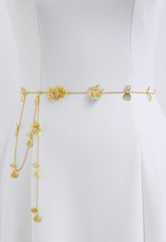 Hollow Out Floral Chain Belt in Gold