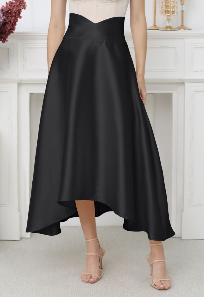 V-Cut Shaped Hi-Lo Hem Maxi Skirt in Black