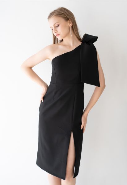 Bow Strap Oblique Slit Shift Dress in Black