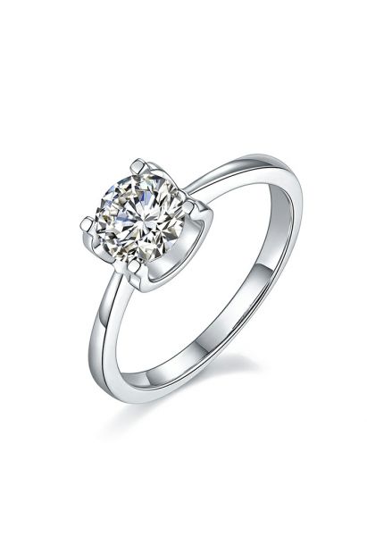 Single Moissanite Diamond Ring