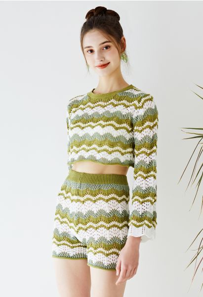 Wavy Striped Knit Crop Top and Shorts Set in Green