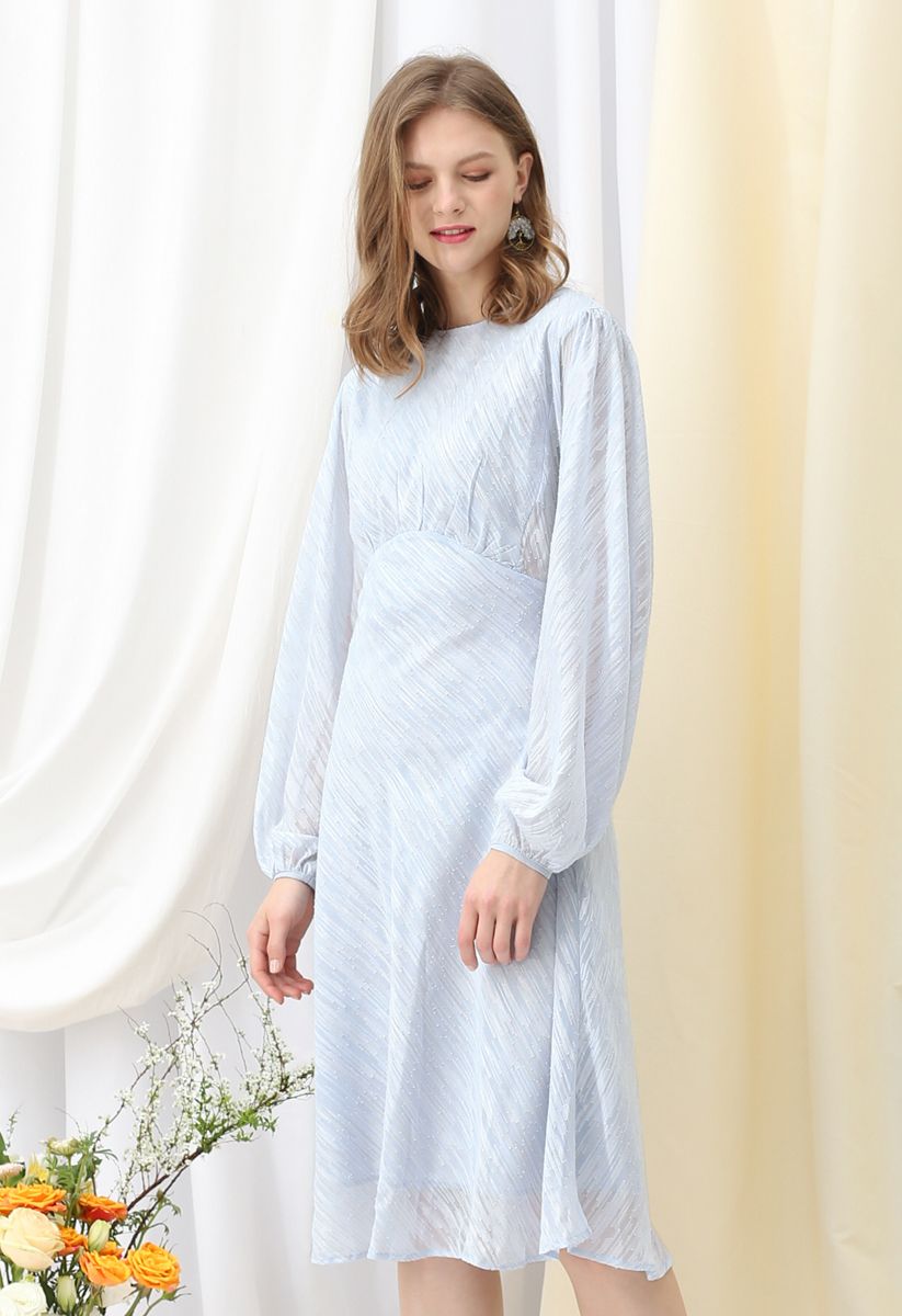Slanted Lines Puff Sleeves Midi Dress in Icy Blue