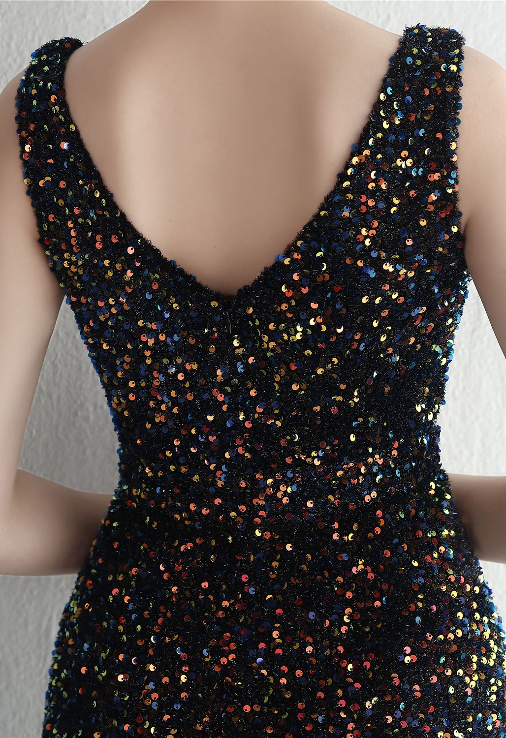 Glittering Sequin V-Neck Slit Gown in Black