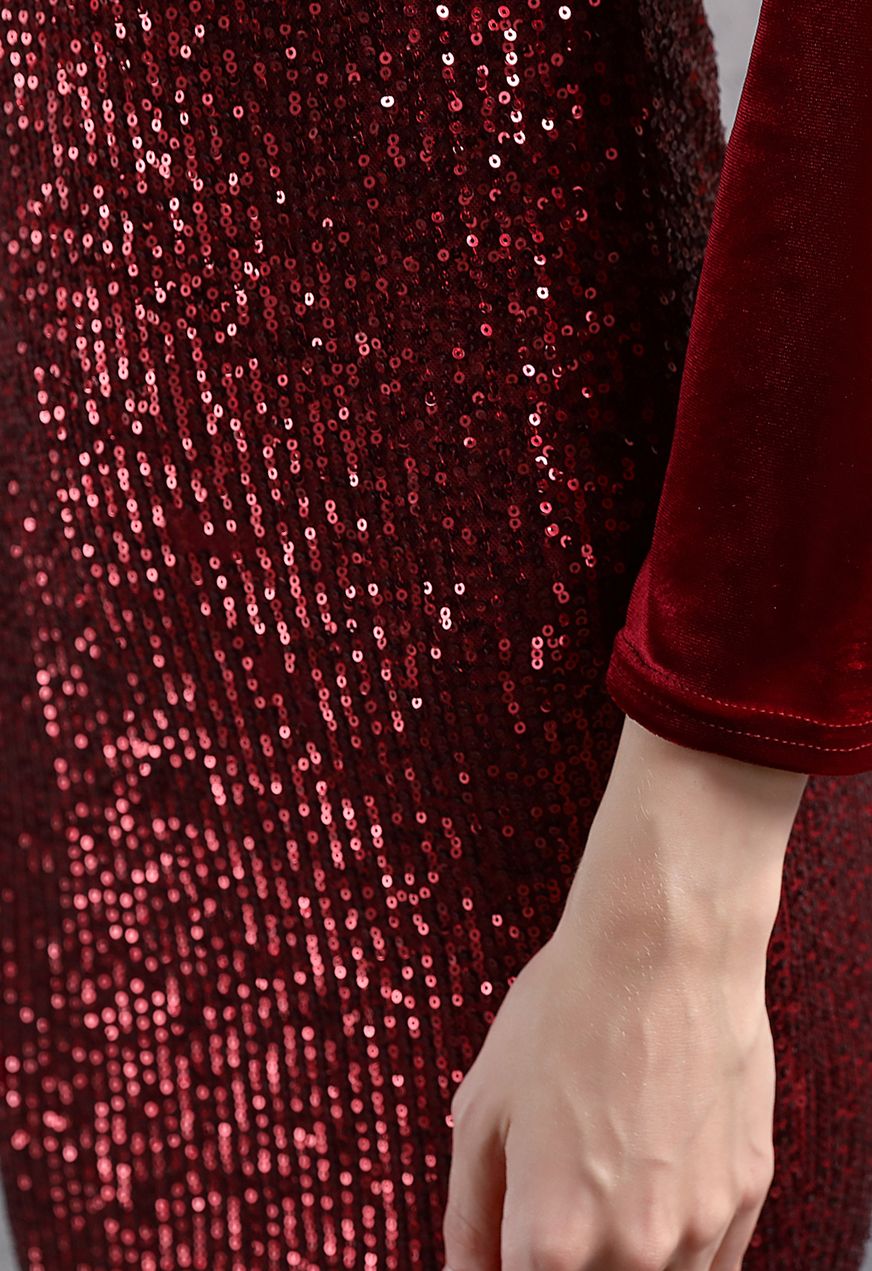 Ombre Sequins Velvet Spliced Gown in Burgundy