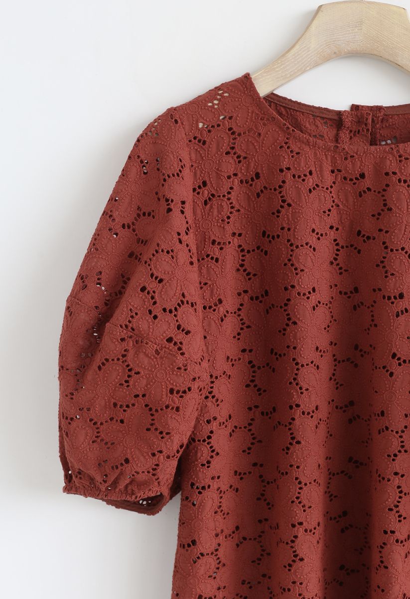 Full Flowers Embroidered Eyelet Puff Sleeves Top in Rust