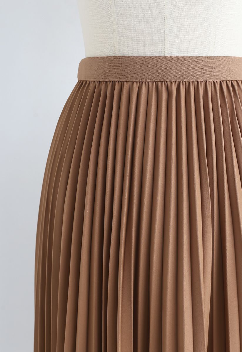 Reversible Pleated Midi Skirt in Caramel