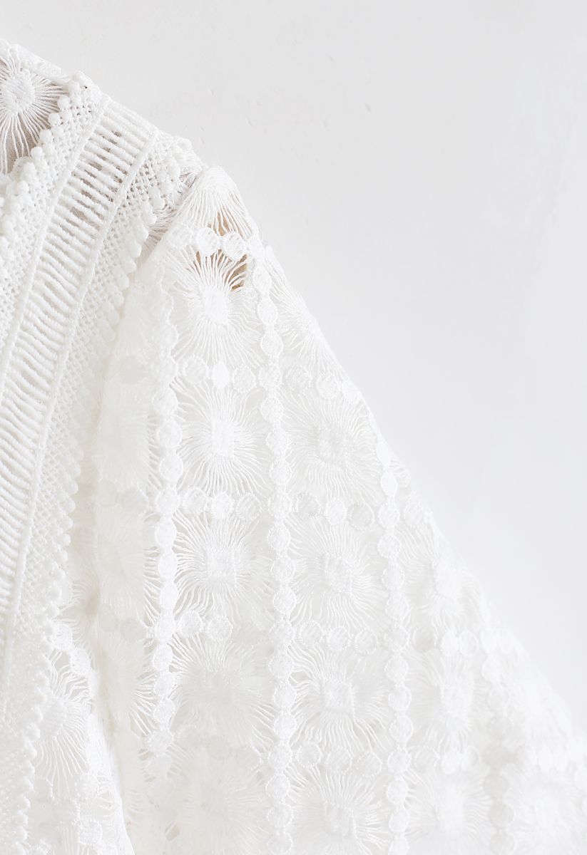 Eyelet Zigzag Crochet Top in White