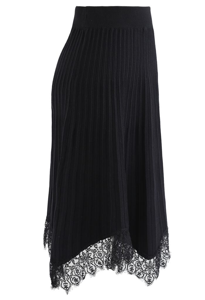 Lace Trim Pleated Knit Midi Skirt in Black