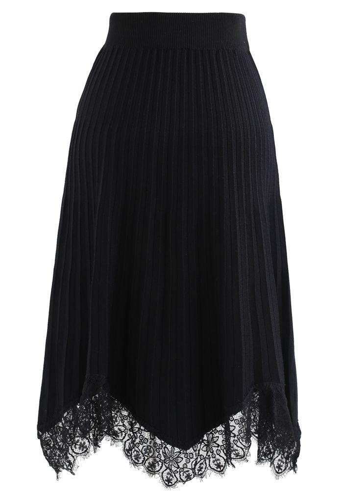 Lace Trim Pleated Knit Midi Skirt in Black