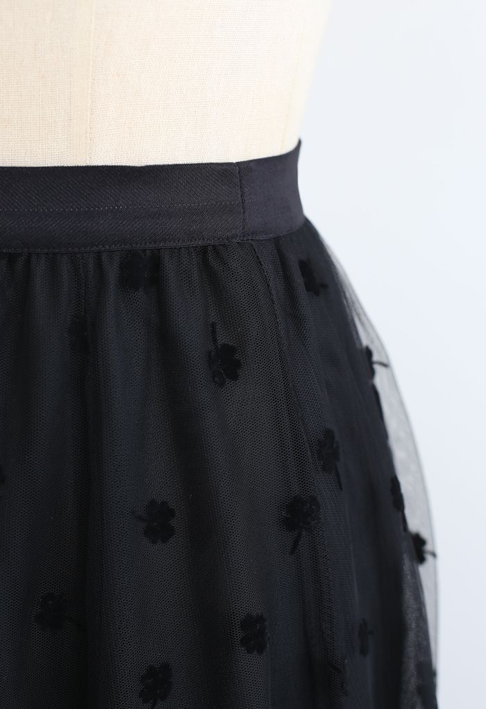 3D Clover Double-Layered Mesh Midi Skirt in Black