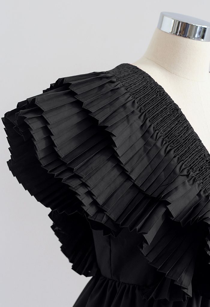 Pleated Ruffle Buttoned Deep V-Neck Crop Top in Black