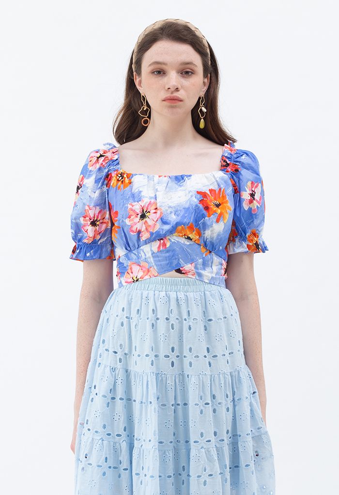 Bowknot Back Floral Print Crop Top in Blue