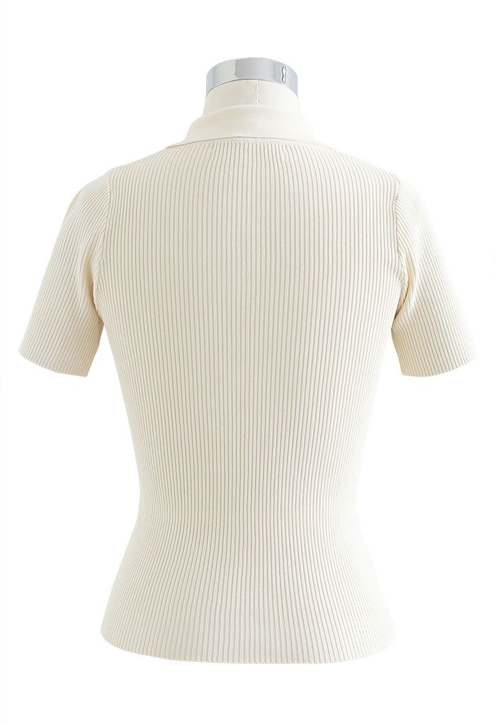 Triple Buttons Short Sleeve Fitted Knit Top in Cream