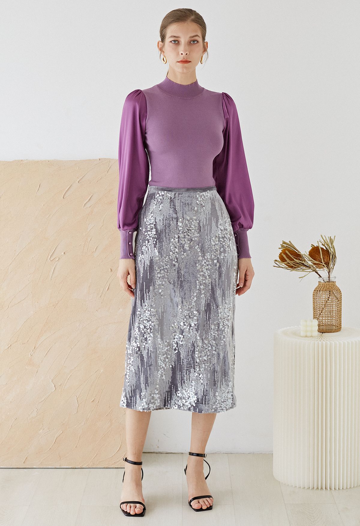 Velvet Sequins Embellished Pencil Skirt in Grey