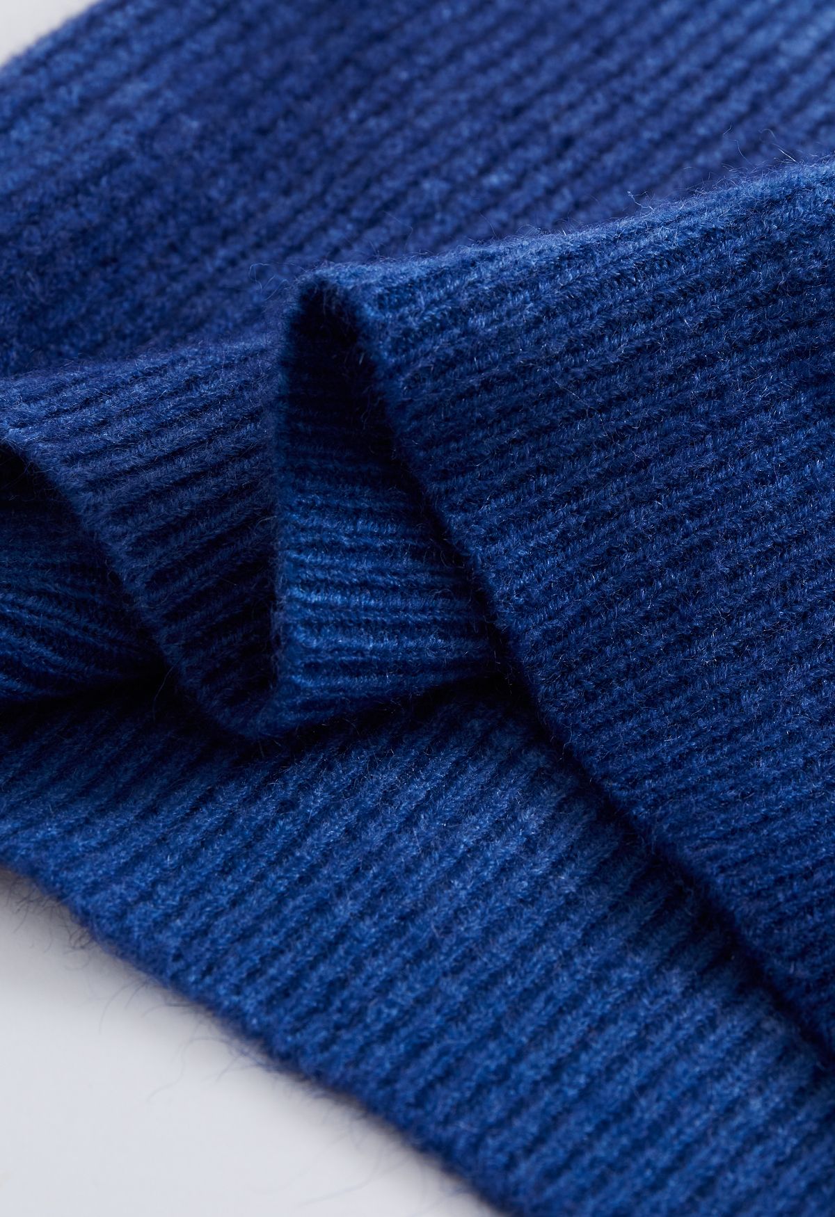 Ombre Round Neck Rib Knit Sweater in Blue