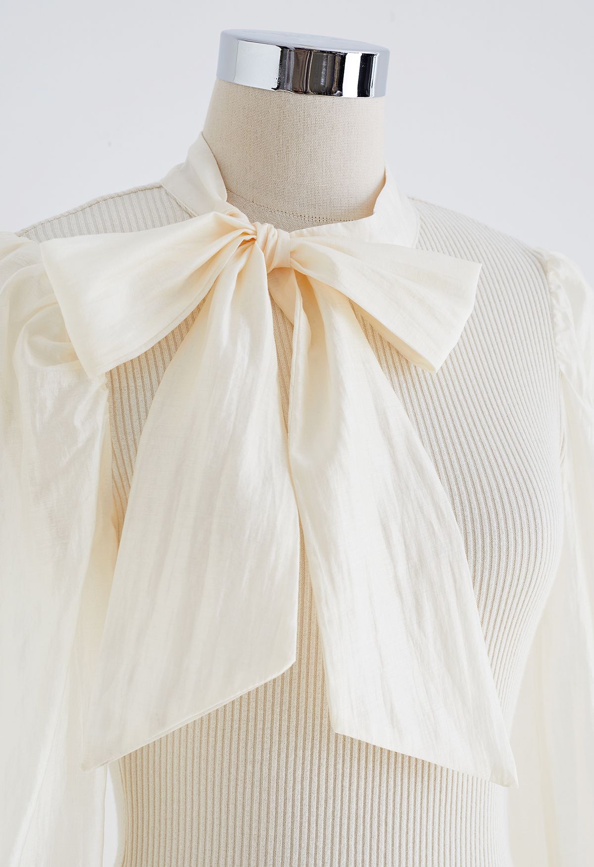 Detachable Bowknot Spliced Knit Top in Cream