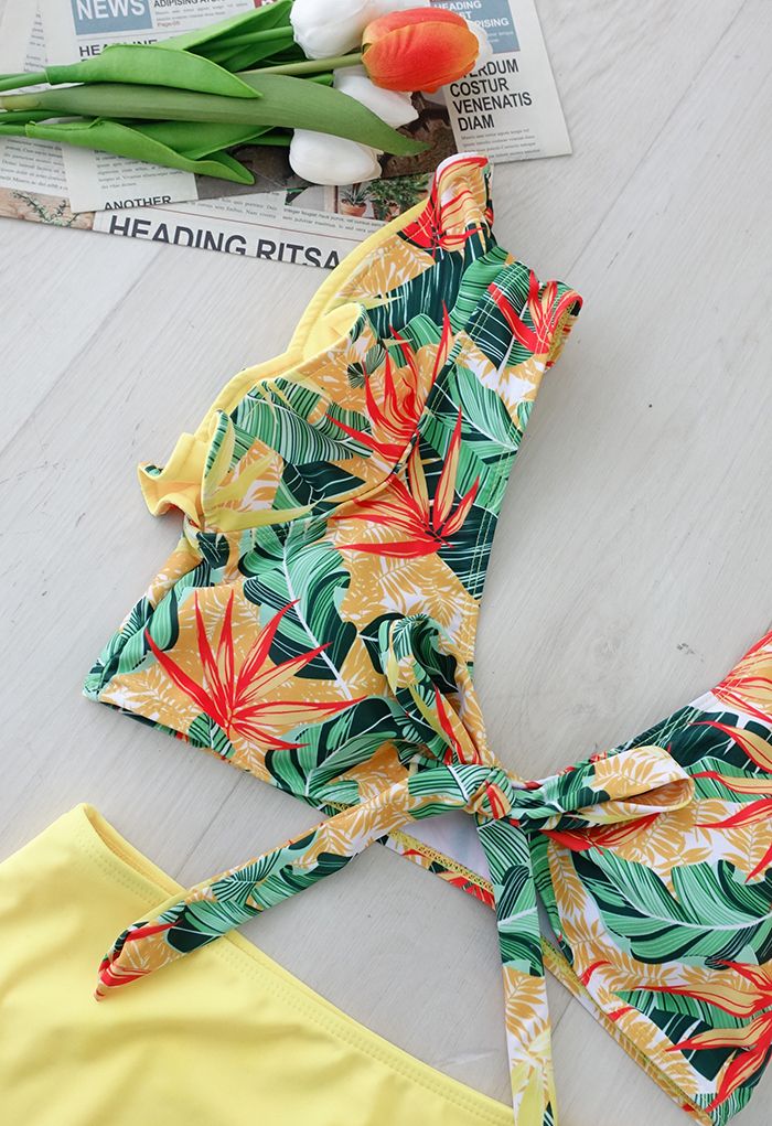 Enthusiastic Flutter Strap Bright Yellow Bikini Set