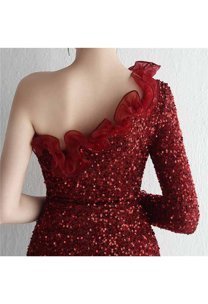 One-Shoulder Organza Trim Sequined Gown in Burgundy