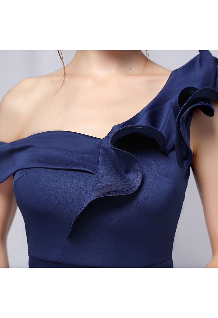 Ruffle One-Shoulder Mermaid Satin Gown in Navy