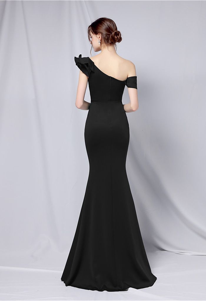 Ruffle One-Shoulder Mermaid Satin Gown in Black