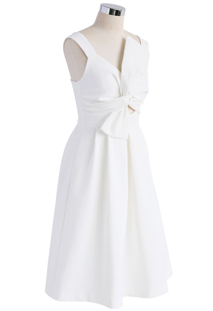 Nifty Knot Sleeveless Dress in White