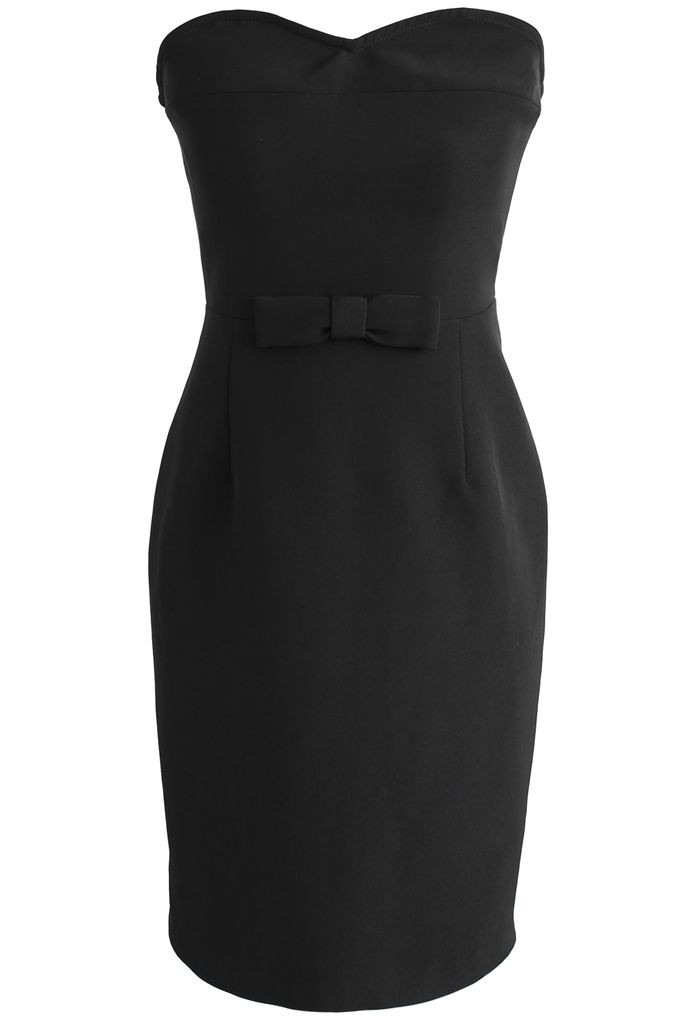 Dignity in Bowknot Strapless Body-con Dress in Black