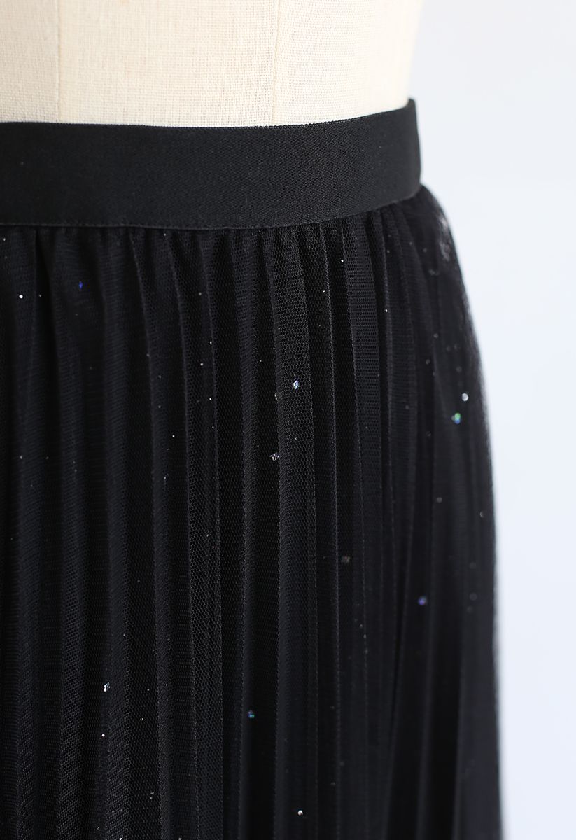 Shimmer Lining Mesh Tulle Pleated Skirt in Black