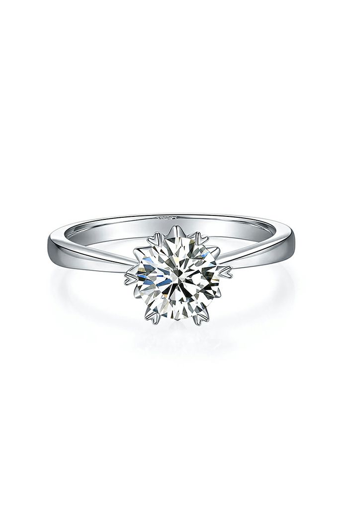 Minimalism Moissanite Diamond Ring