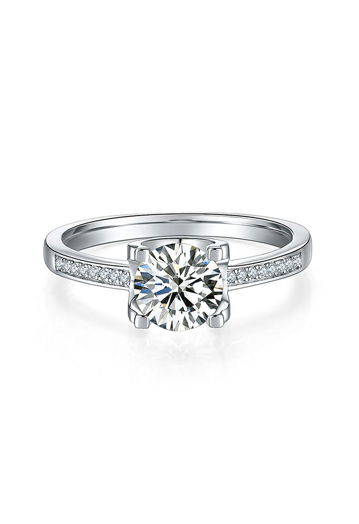 Glossy Trim Moissanite Diamond Ring