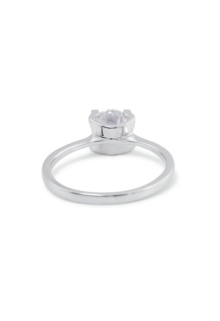 Single Moissanite Diamond Ring