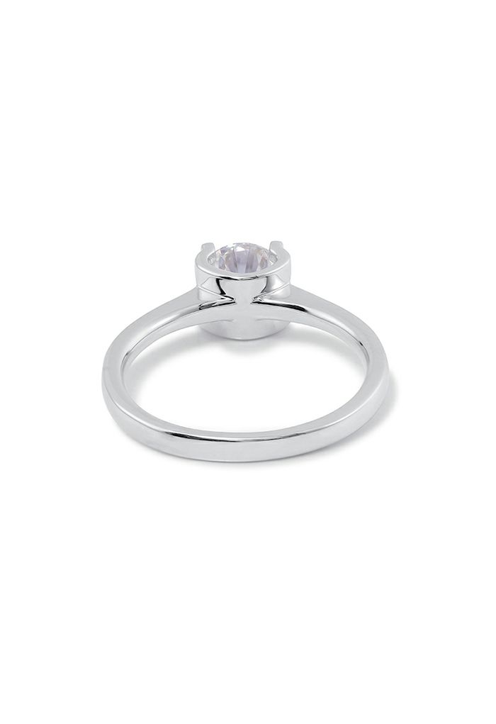 Glossy Trim Moissanite Diamond Ring