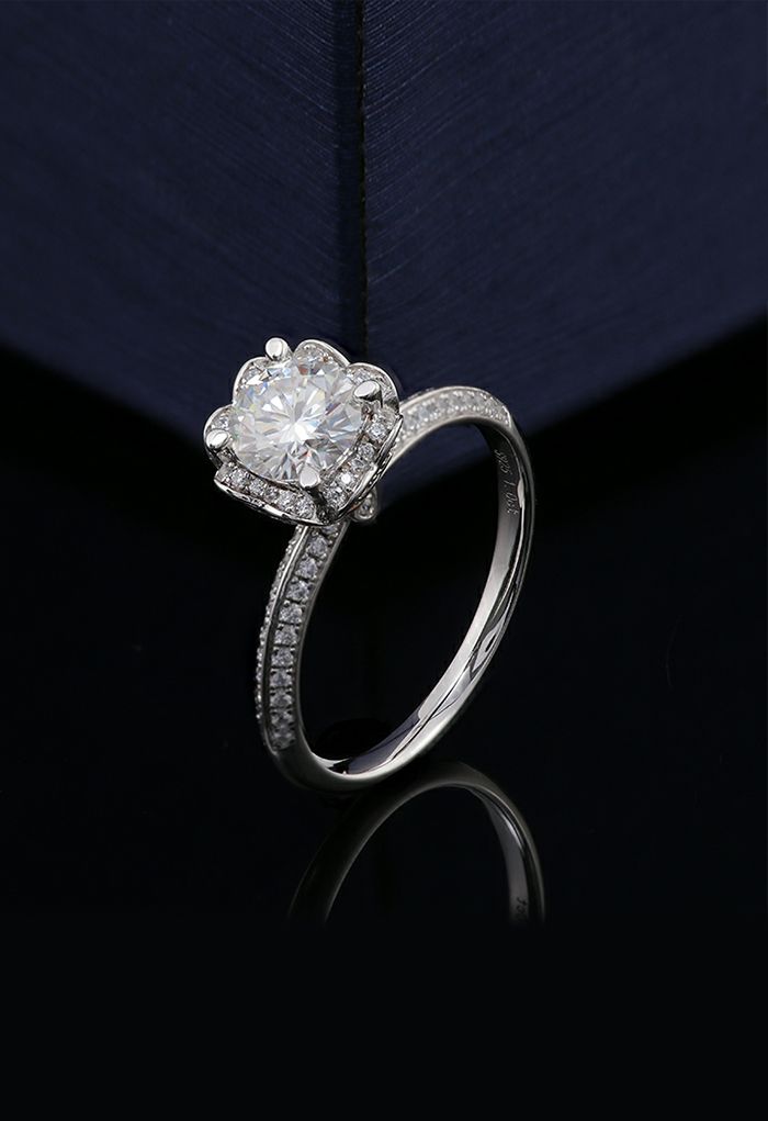 Floral Heart Shape Moissanite Diamond Ring