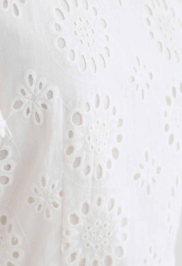 Floral Eyelet Embroidered Ruffle Sleeves Crop Top in White