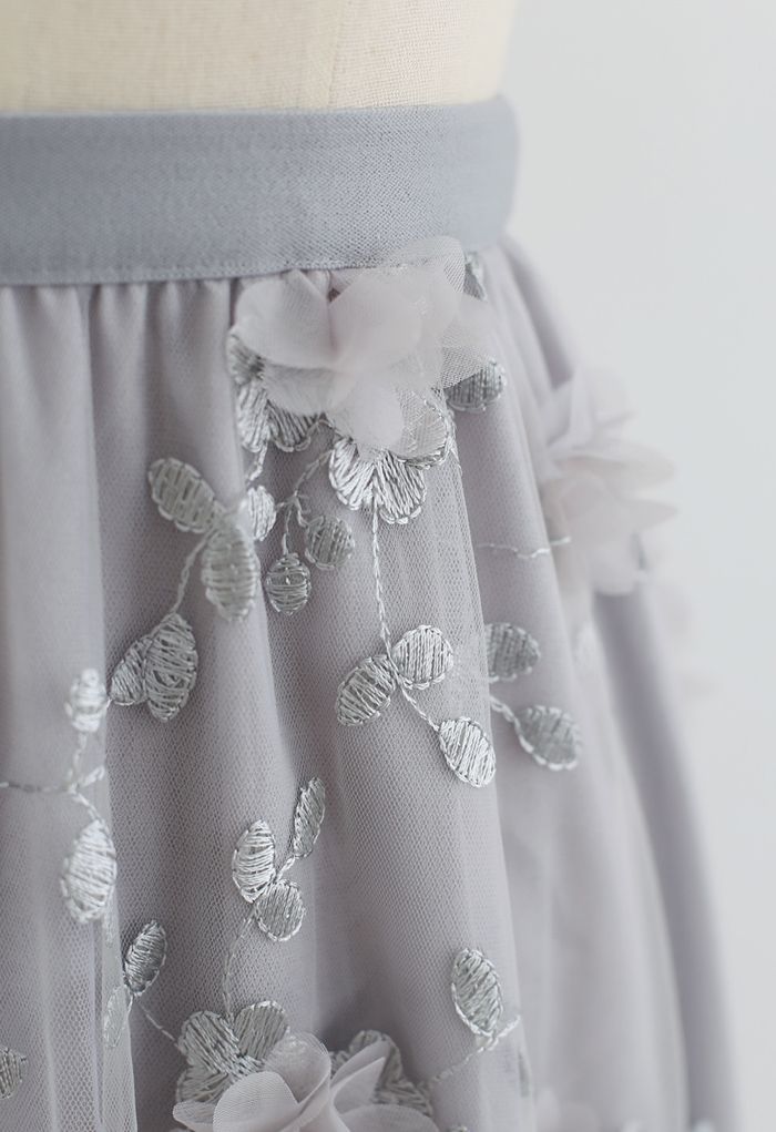 3D Mesh Flower Embroidered Tulle Midi Skirt in Grey