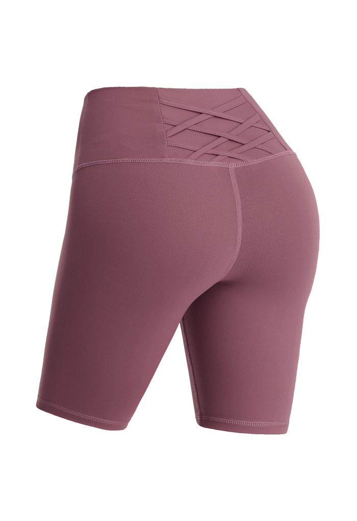 Crisscross Lines Trim Legging Shorts in Burgundy