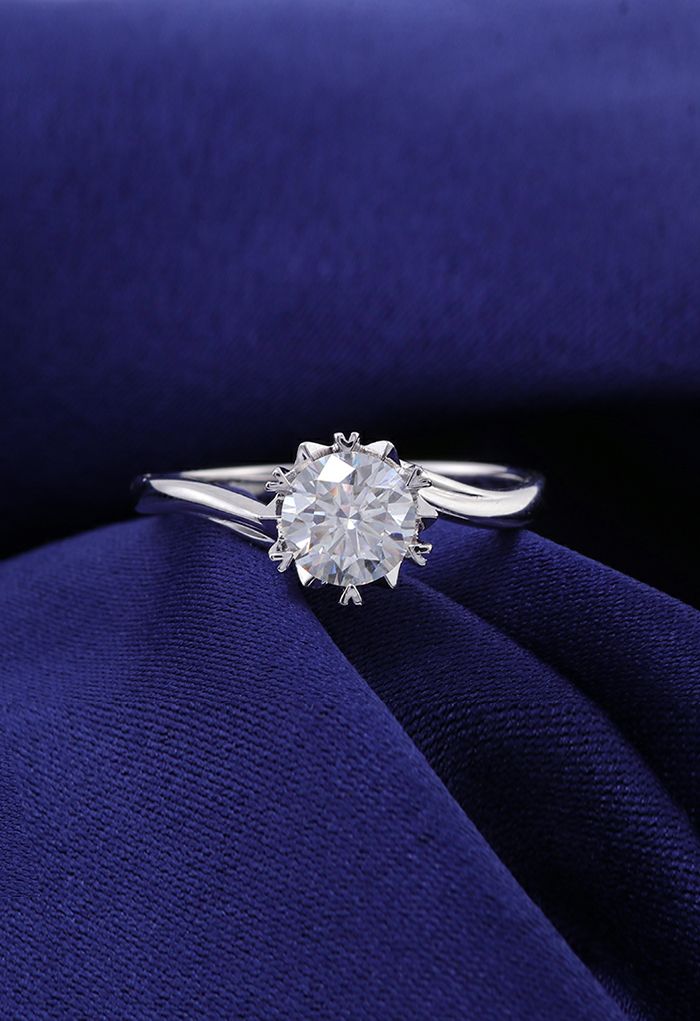 Dislocation Moissanite Diamond Ring