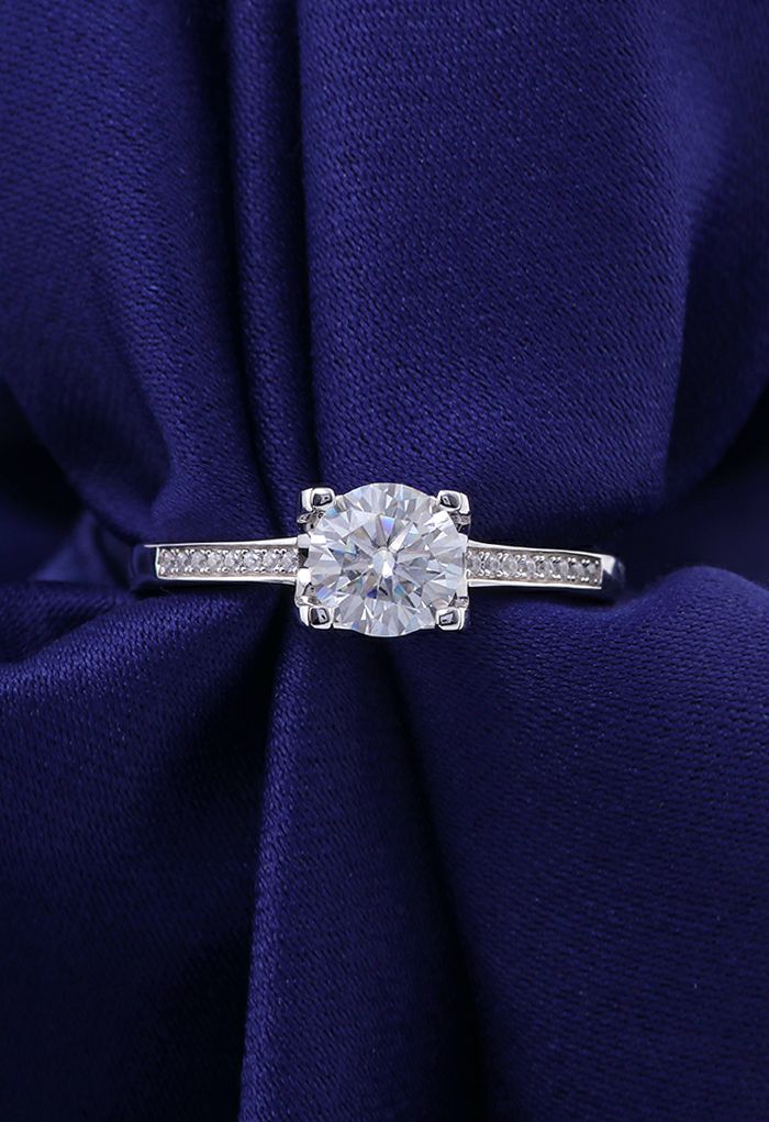 Glossy Trim Moissanite Diamond Ring