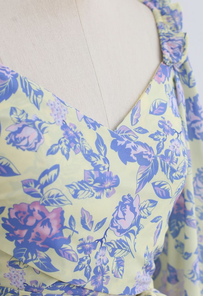Puff Sleeves Floral Shirred Wrapped Crop Top