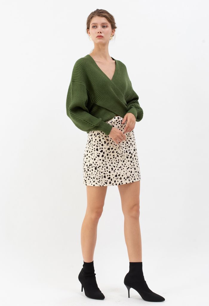 Irregular Dots Print Bud Skirt in Ivory