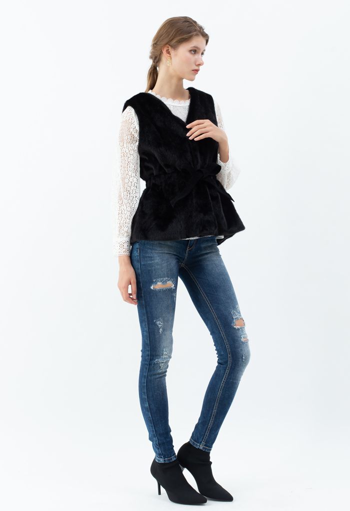 Bowknot Soft Faux Fur Vest in Black