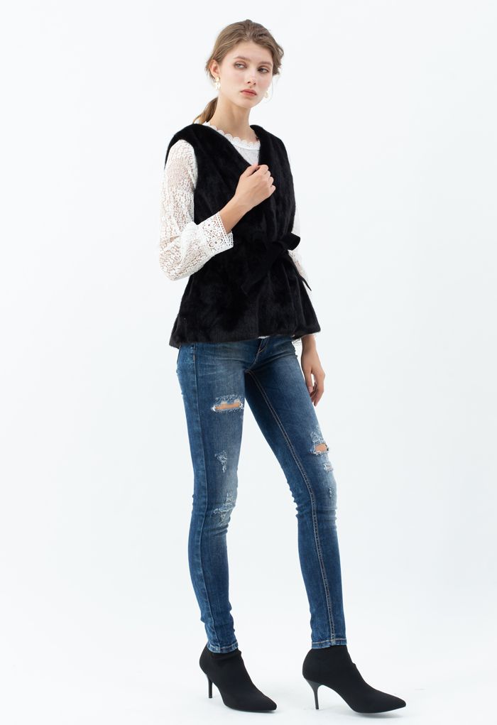 Bowknot Soft Faux Fur Vest in Black
