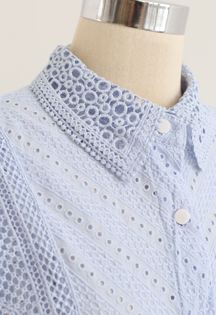 Wavy Lace Eyelet Embroidered Sleeveless Shirt in Blue