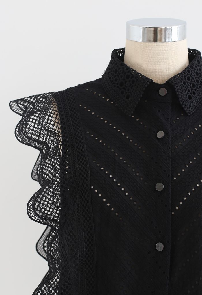 Wavy Lace Eyelet Embroidered Sleeveless Shirt in Black
