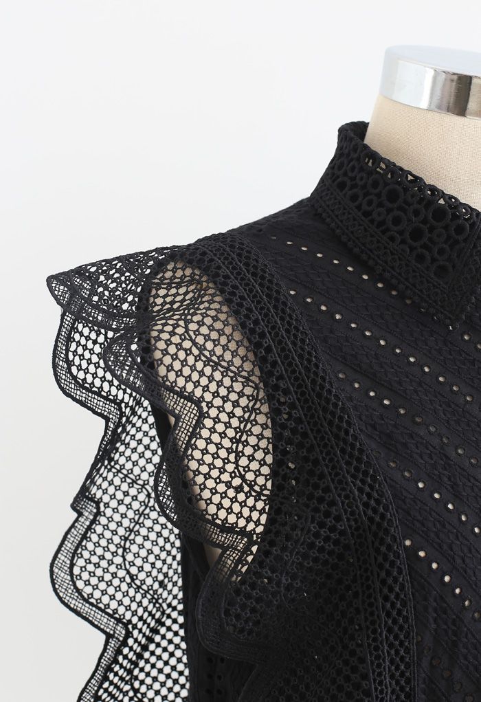 Wavy Lace Eyelet Embroidered Sleeveless Shirt in Black